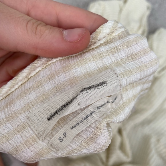 Urban Outfitters crossover dress - Picture 2 of 3